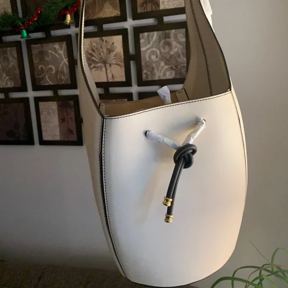 Authentic TORY BURCH CALF leather drawstrings bucket bag - Picture 11 of 16